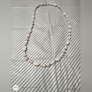 Elegant White and Gold Beaded Necklace